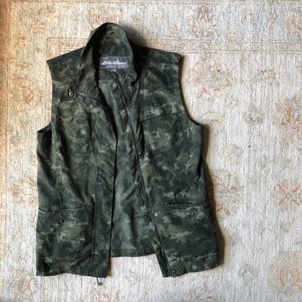 Eddie Bauer Camo Vest